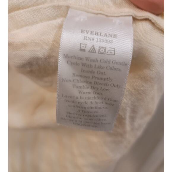Everlane The Linen Relaxed Shirt in Brazilian Sand Canvas Tan - Picture 4 of 8